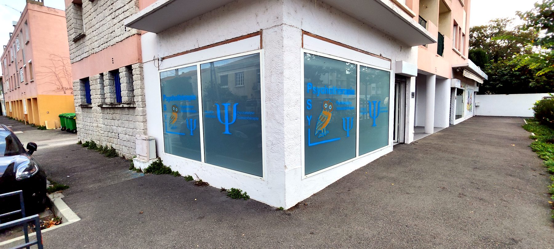 Adhésif vitrine — 076_adhesif-vitrine-depoli-bleu-v2