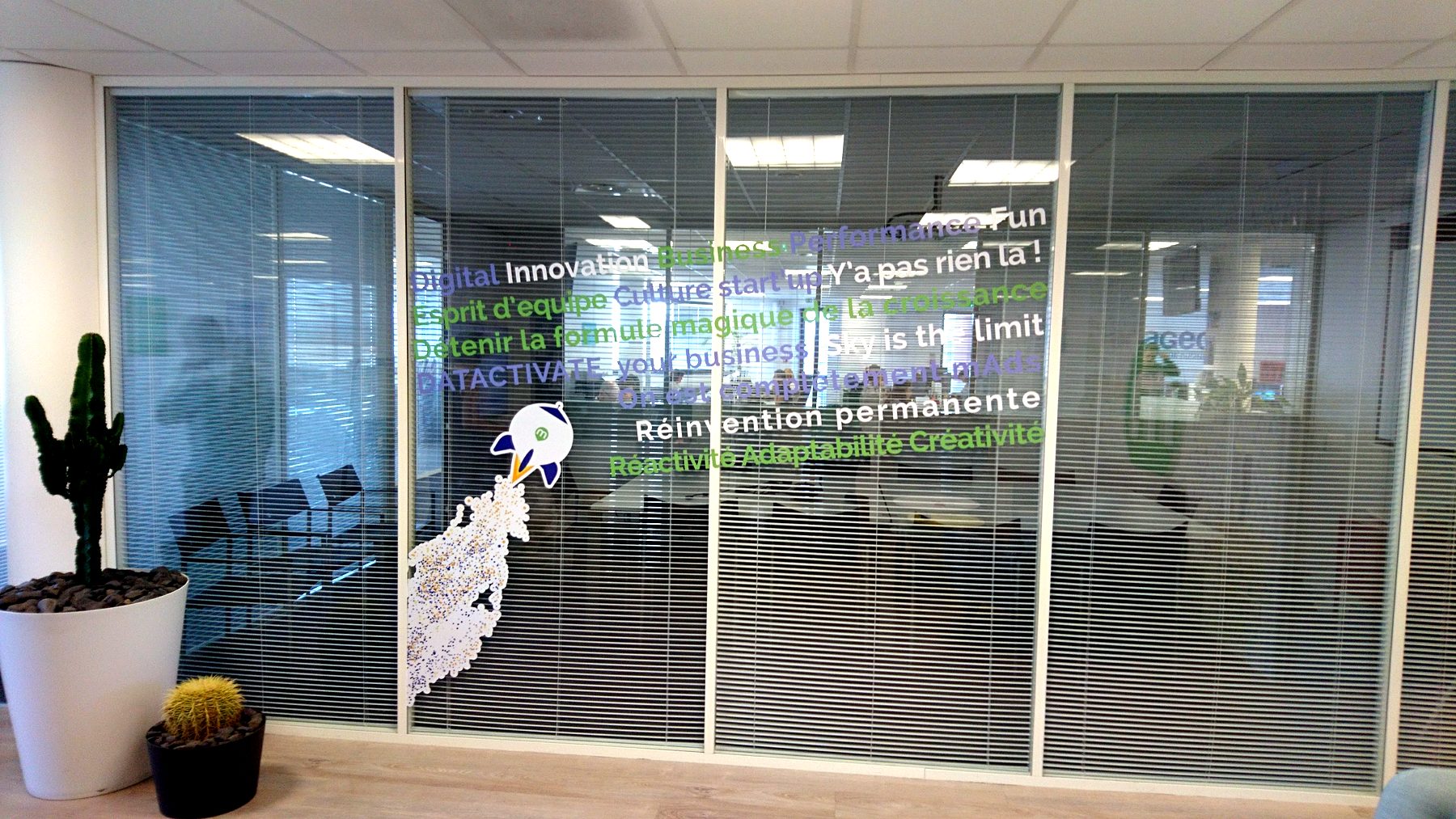 Décoration intérieure — 093_decoration-interieure-salle