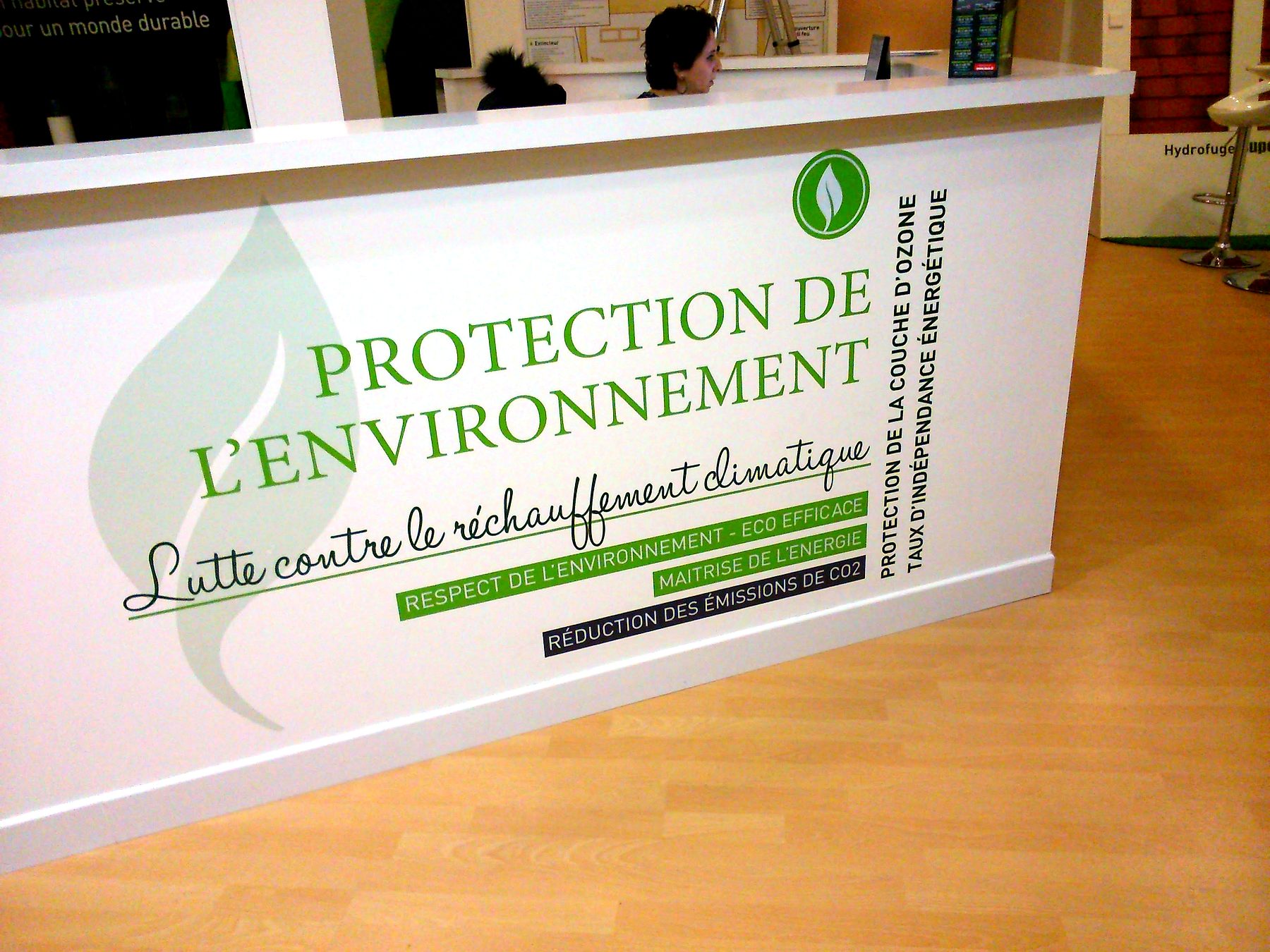Décoration intérieure — 180_decoration-adhesif-mural-protection-environnement