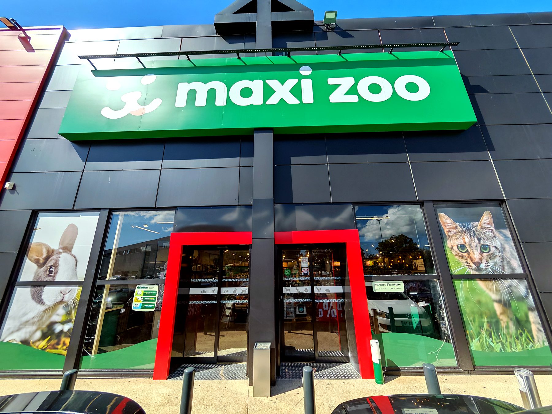 Enseigne dibond — 057_caisson-led-maxi-zoo-enseigne