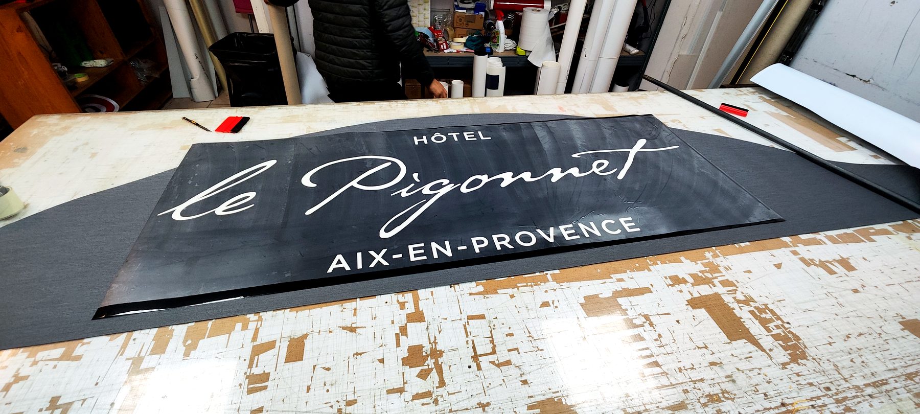 Enseigne dibond — 119_plaque-hotel-le-pigannet