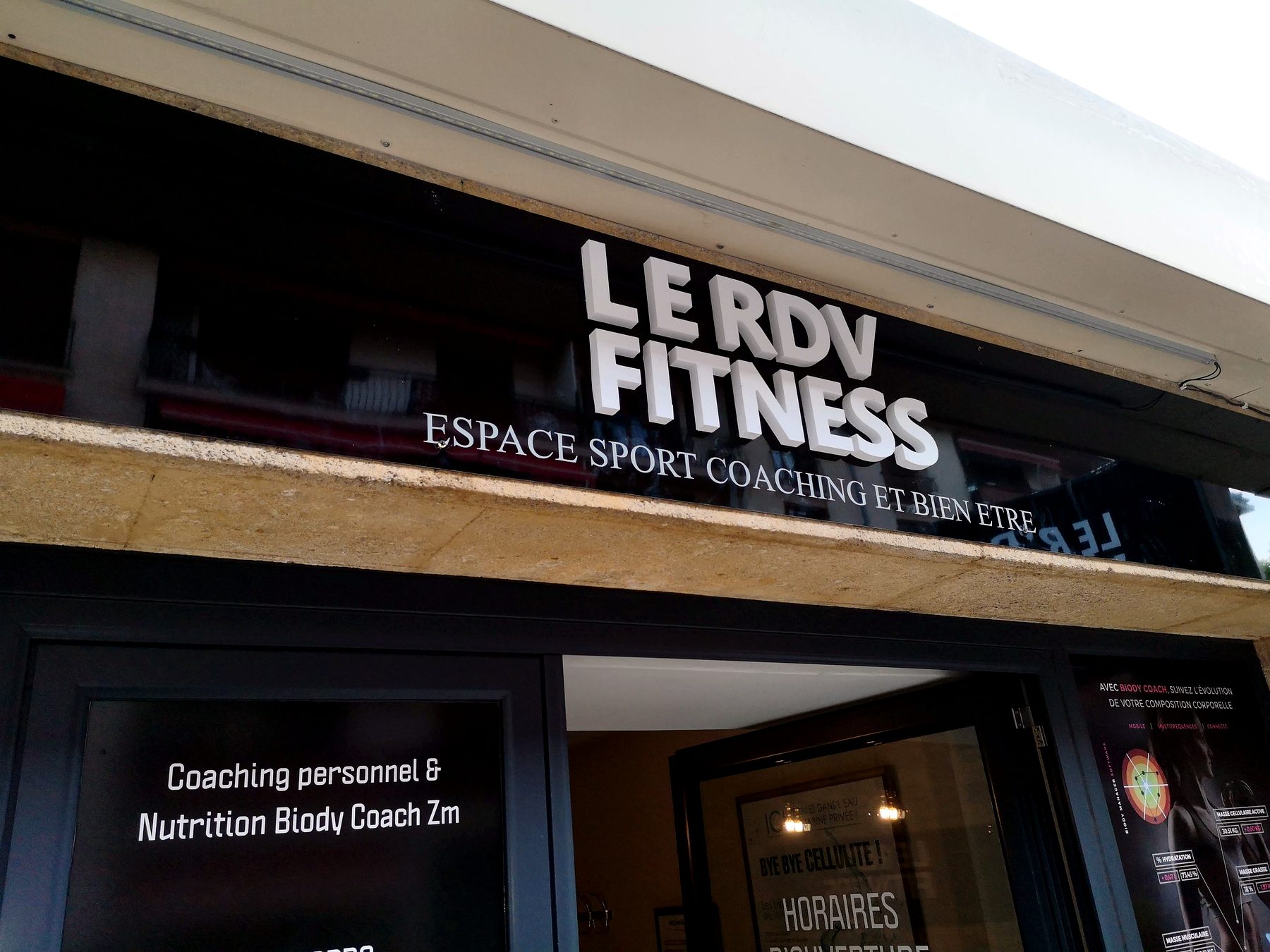 Enseigne relief — 207_enseigne-relief-le-rdv-fitness