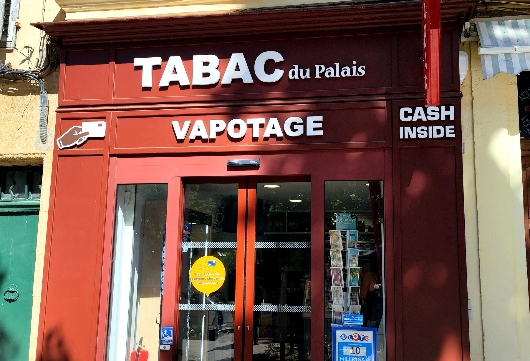 Enseigne relief — 209_enseigne-lumineuse-tabac-du-palais