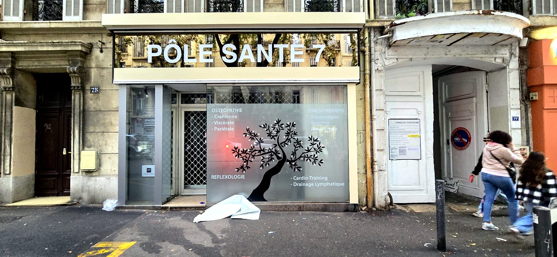 Habillage façade — 173_pose-enseigne-pole-sante-v2