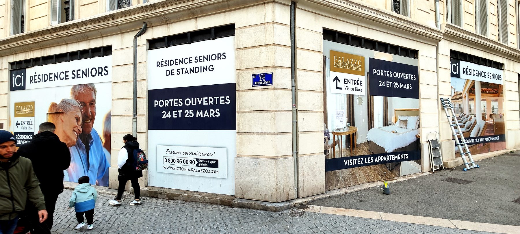 Habillage palissade — 080_enseignes-facade-commerciale-rue