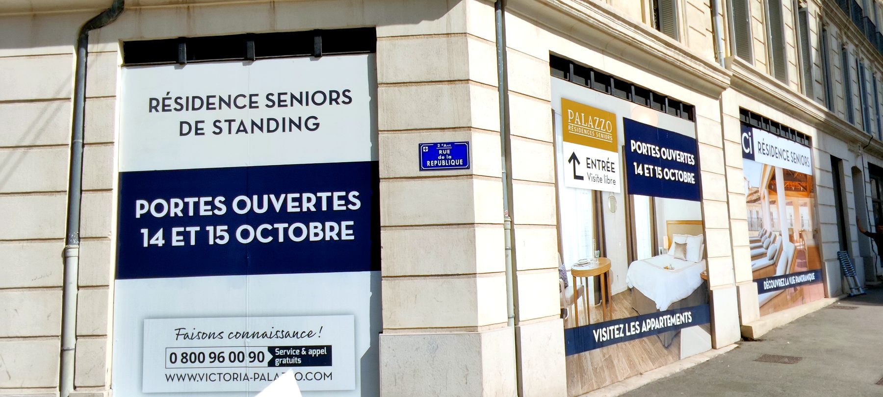 Habillage palissade — 116_adhesif-vitrine-portes-ouvertes-residence