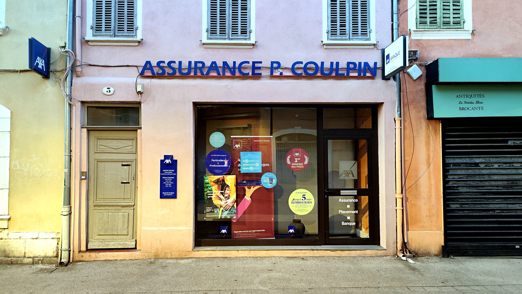 Pose chantier — 085_enseigne-neon-assurance